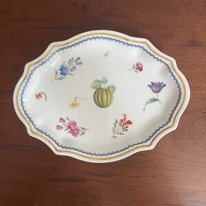 Richard Ginori Porcelain Platter with Floral Design and Gold Accents